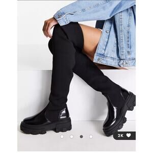 NWOT ASOS DESIGN Kimmy flat chunky over the knee boots 28” tall in black size 11